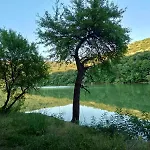 بيت للعطل Emena Art Emen